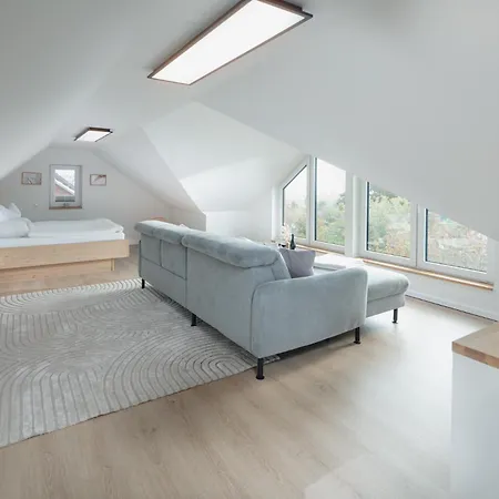 Lene's Loft Apartment *